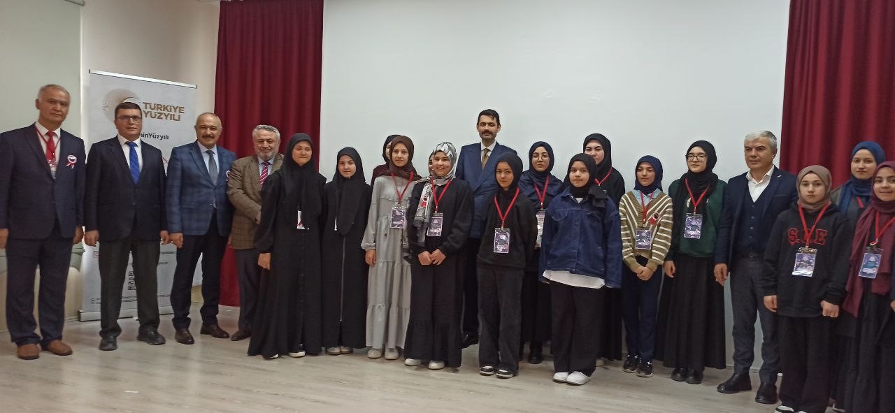 Devrek’te Kur’an-ı Kerim Güzel Okuma ve Hafızlık Yarışması büyük ilgi gördü
