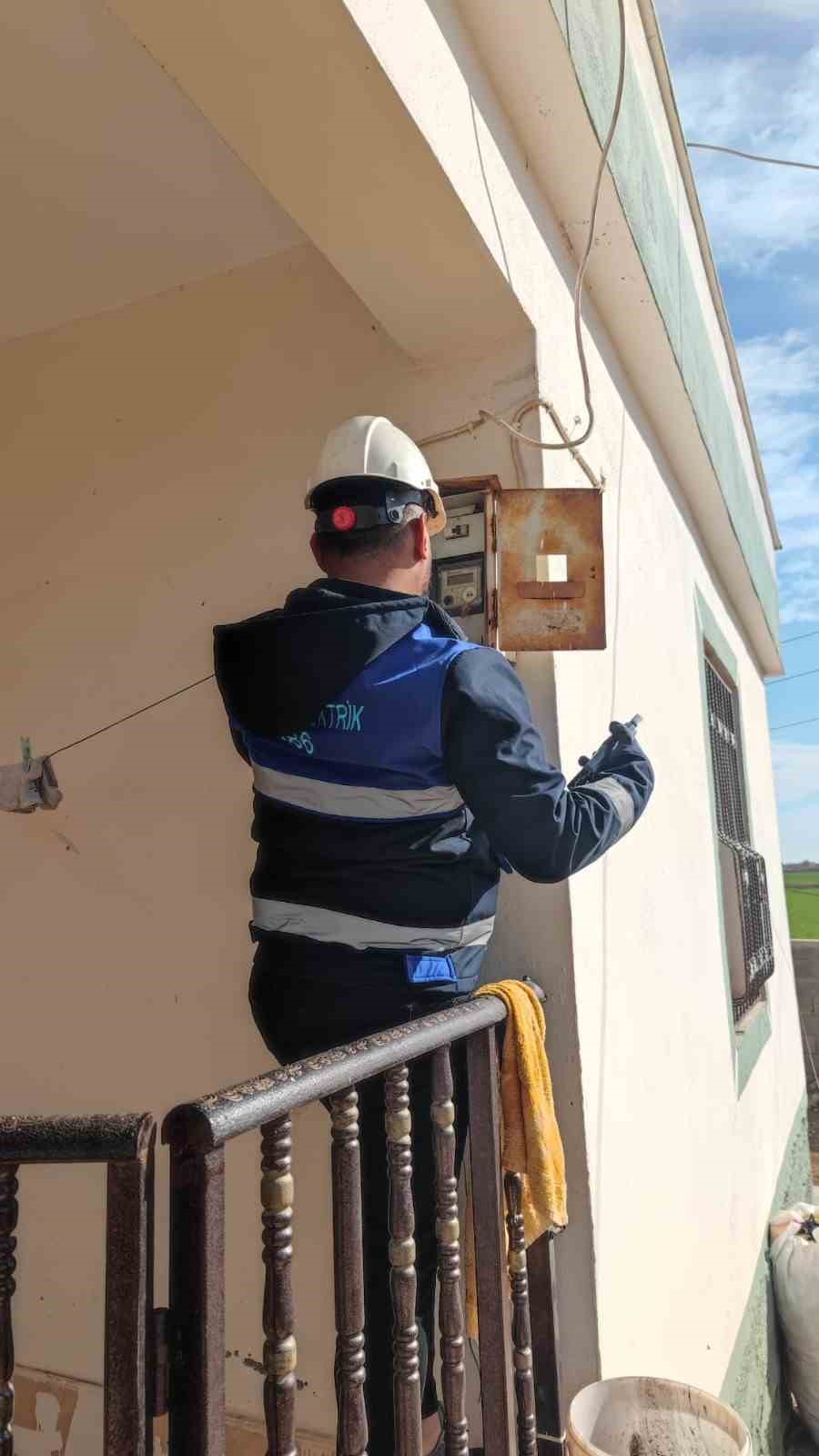 Dicle Elektrik denetimlerini aralıksız olarak sürdürüyor
