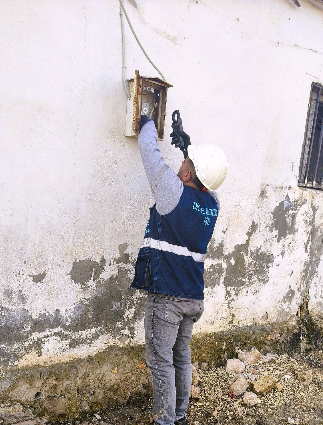 Dicle Elektrik denetimlerini aralıksız olarak sürdürüyor
