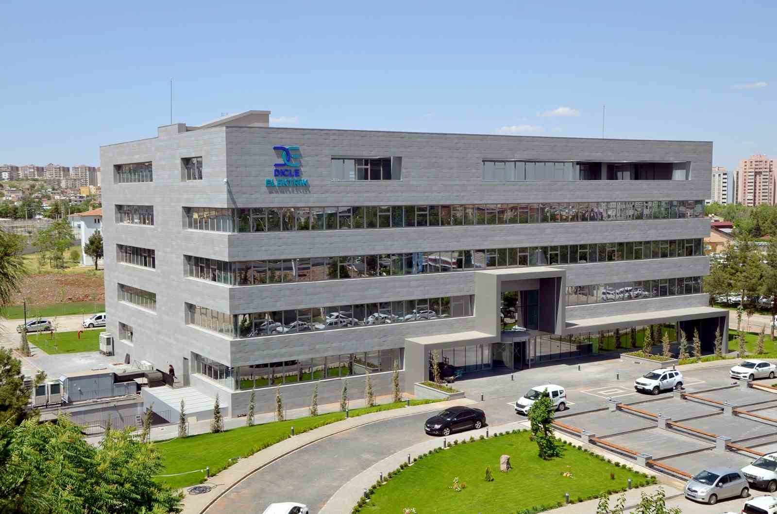 Dicle Elektrik’ten enerji sürekliliği için yeni teknoloji
Dicle Elektrik’ten enerji sürekliliği için yeni teknoloji