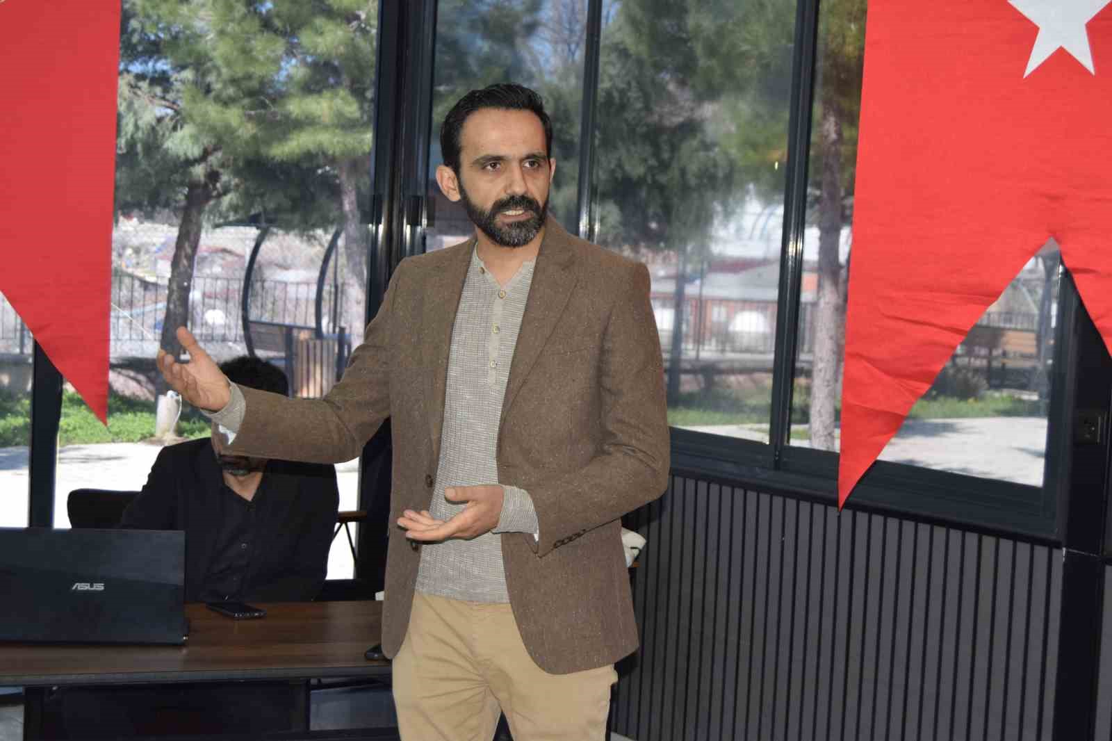 Dicle Yerel Eylem Grubu Derneğinden muhtar, kandın ve gençlere IPARD III eğitimi
Dicle Yerel Eylem Grubu Derneğinden muhtar, kandın ve gençlere IPARD III eğitimi