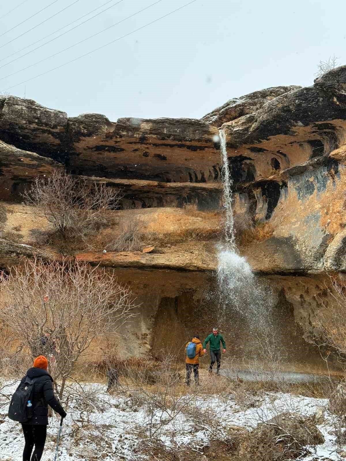 Dicle’de doğa tutkunlarının yeni gözdesi: Bawkan Vadisi ve şelaleleri

