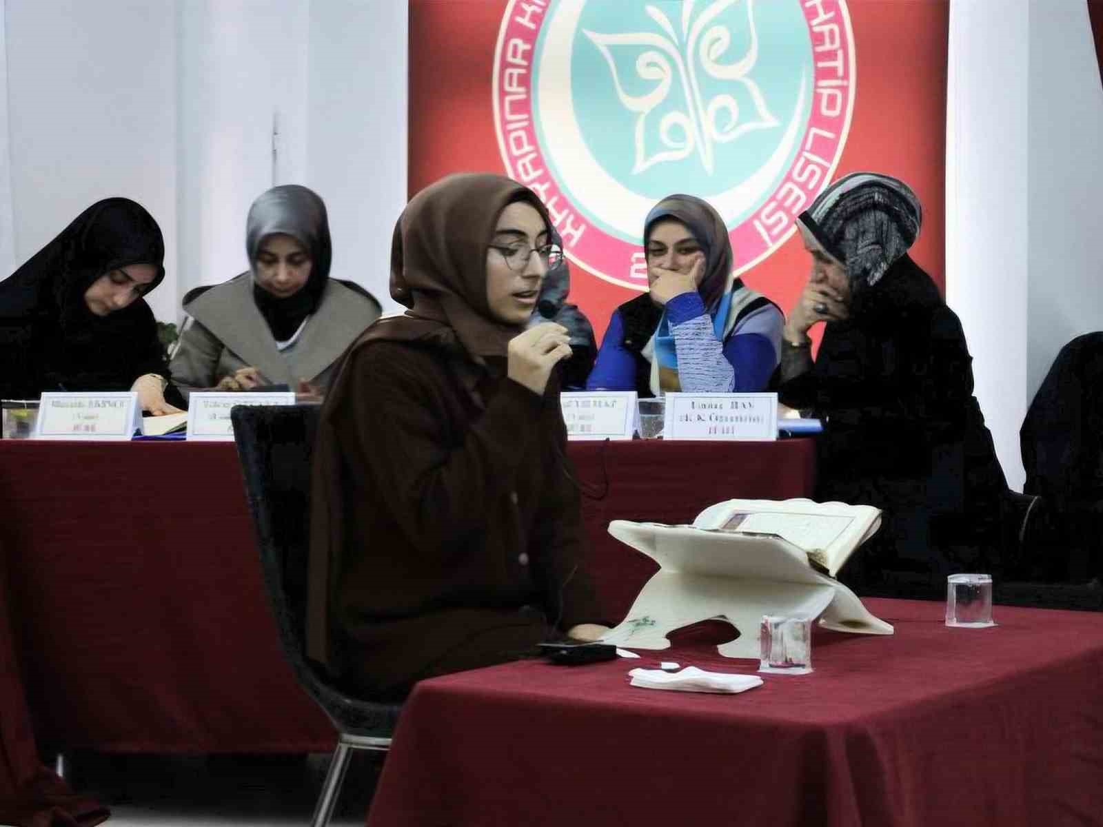 Dicleli lise öğrencisi Kur’an-ı Kerim’i Güzel Okuma Yarışmasında il 3’üncüsü oldu
