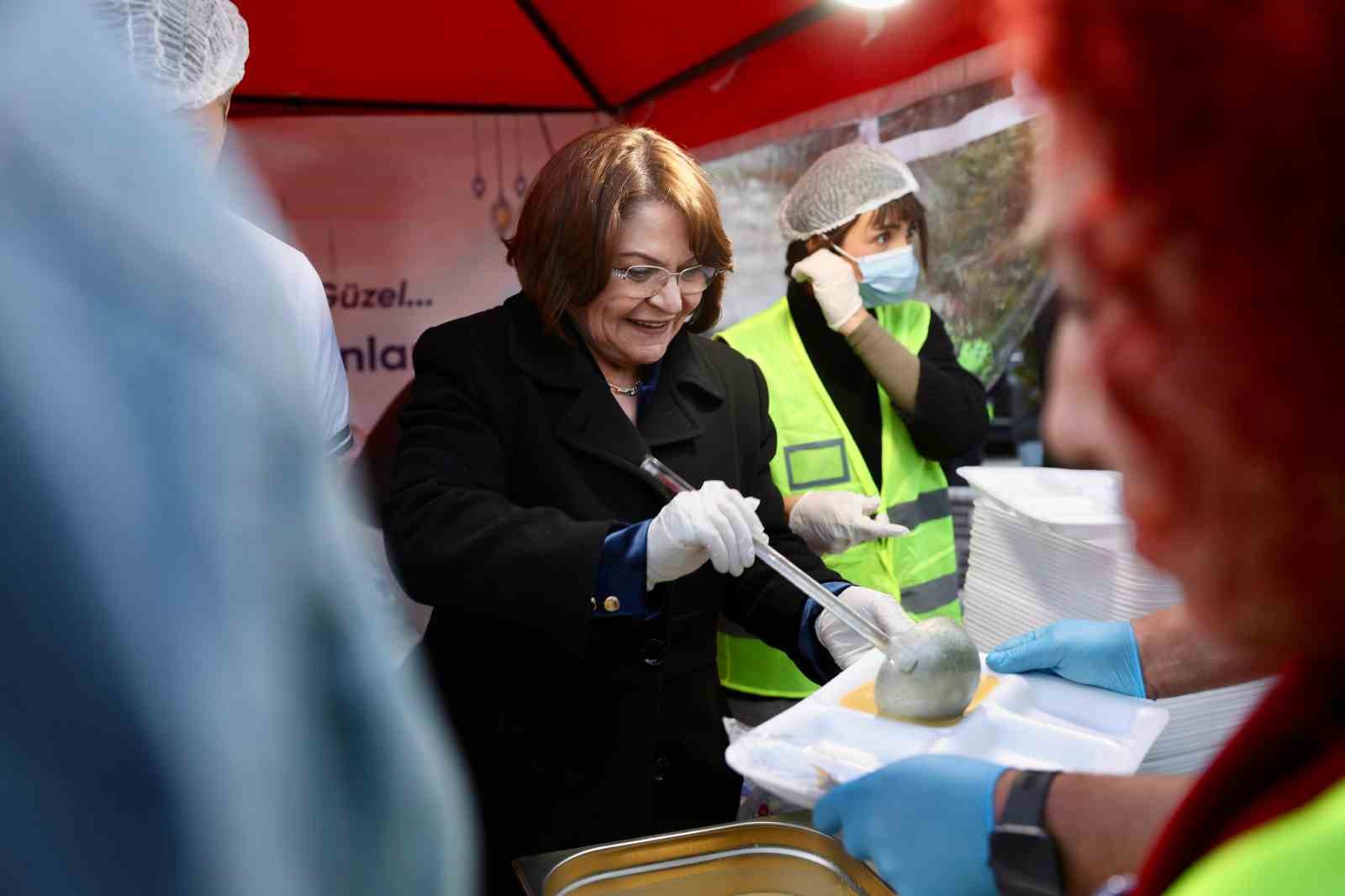 Didim Belediyesi Batıköy’de iftar sofrası kurdu

