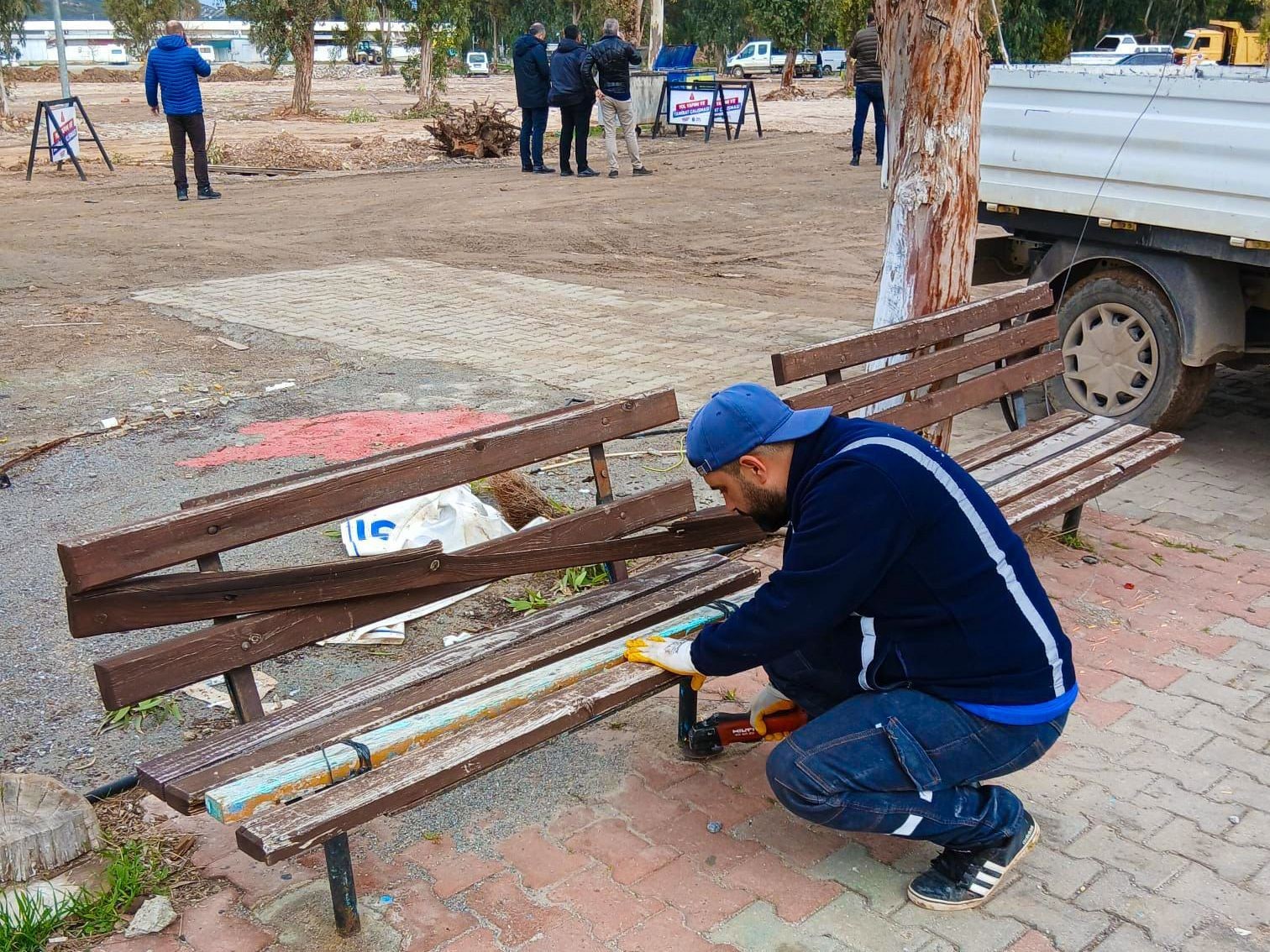 Didim Belediyesi ilçe genelinde çalışmalarını sürdürüyor
Didim Belediyesi ilçe genelinde çalışmalarını sürdürüyor