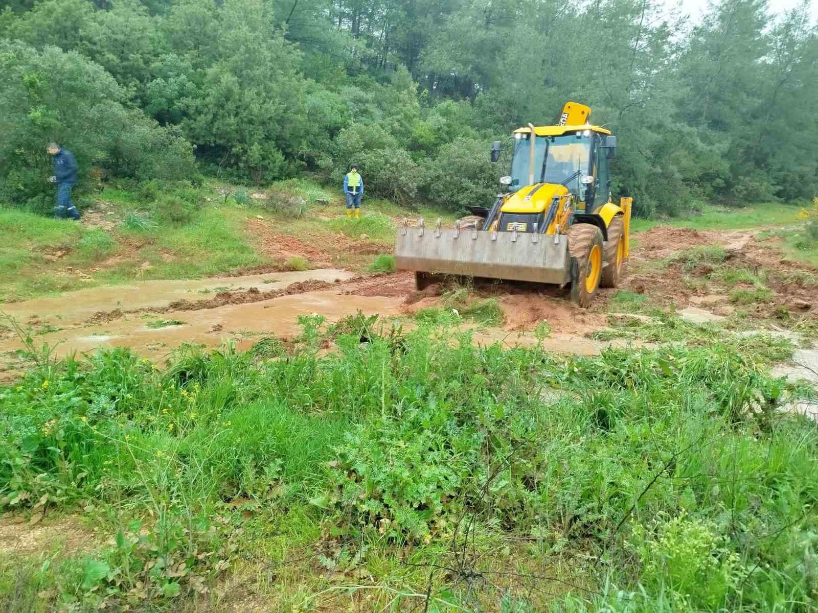 Didim Belediyesi tüm ekipleriyle sahada
