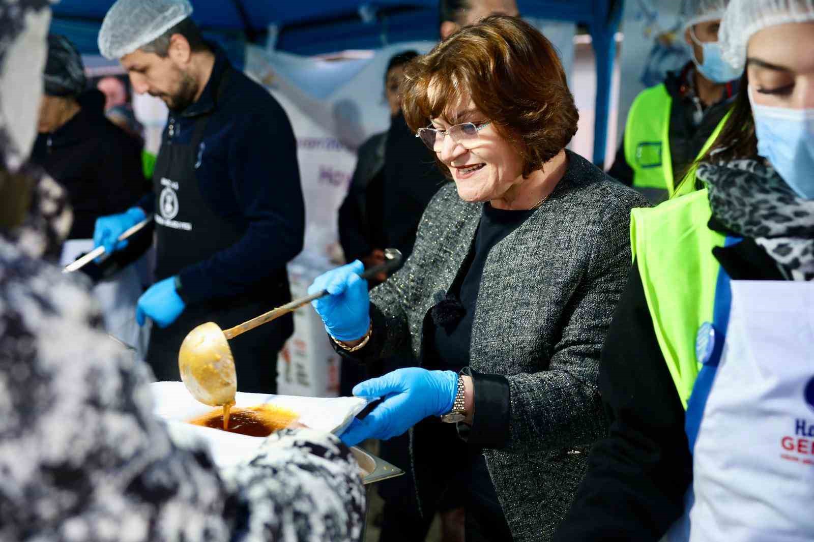 Didim Belediyesi’nden Akbük’te Ramazan iftarı
