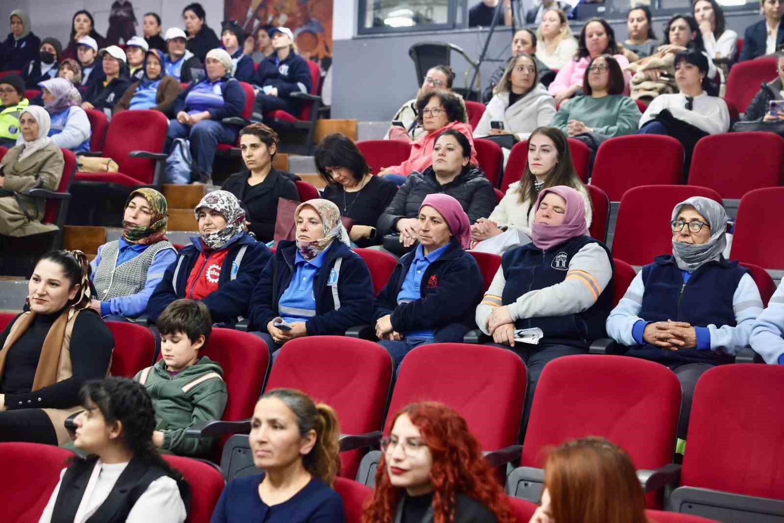 Didim Belediyesi’nden kadın sağlına yönelik bilinçlendirme semineri
