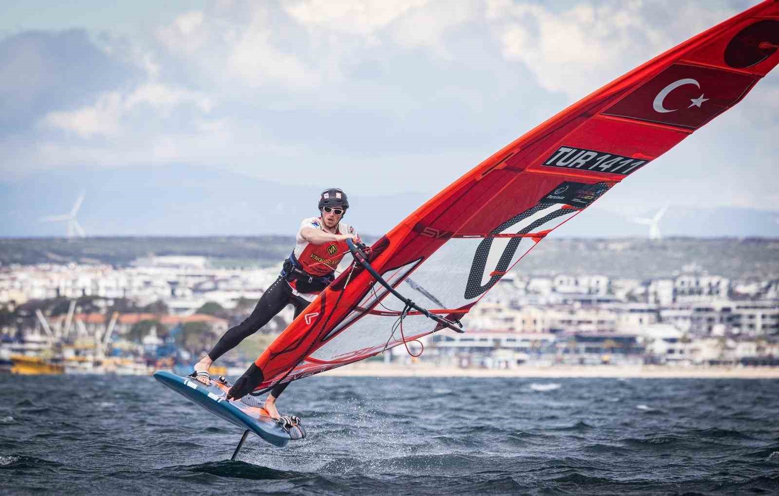 Didim Belediyesi’nin ev sahipliğinde gerçekleştirilen Türkiye Yelken Şampiyonası sona erdi
Didim Belediyesi’nin ev sahipliğinde gerçekleştirilen Türkiye Yelken Şampiyonası sona erdi