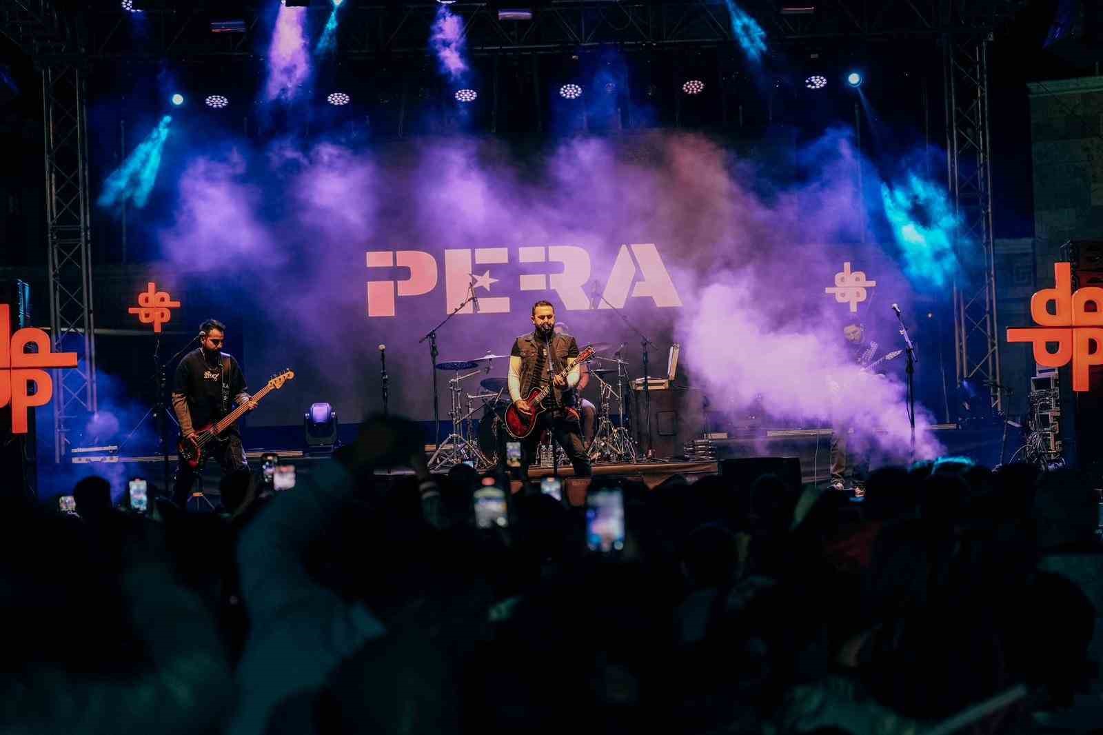 Didim’de bayram coşkusu sokaklara taştı
