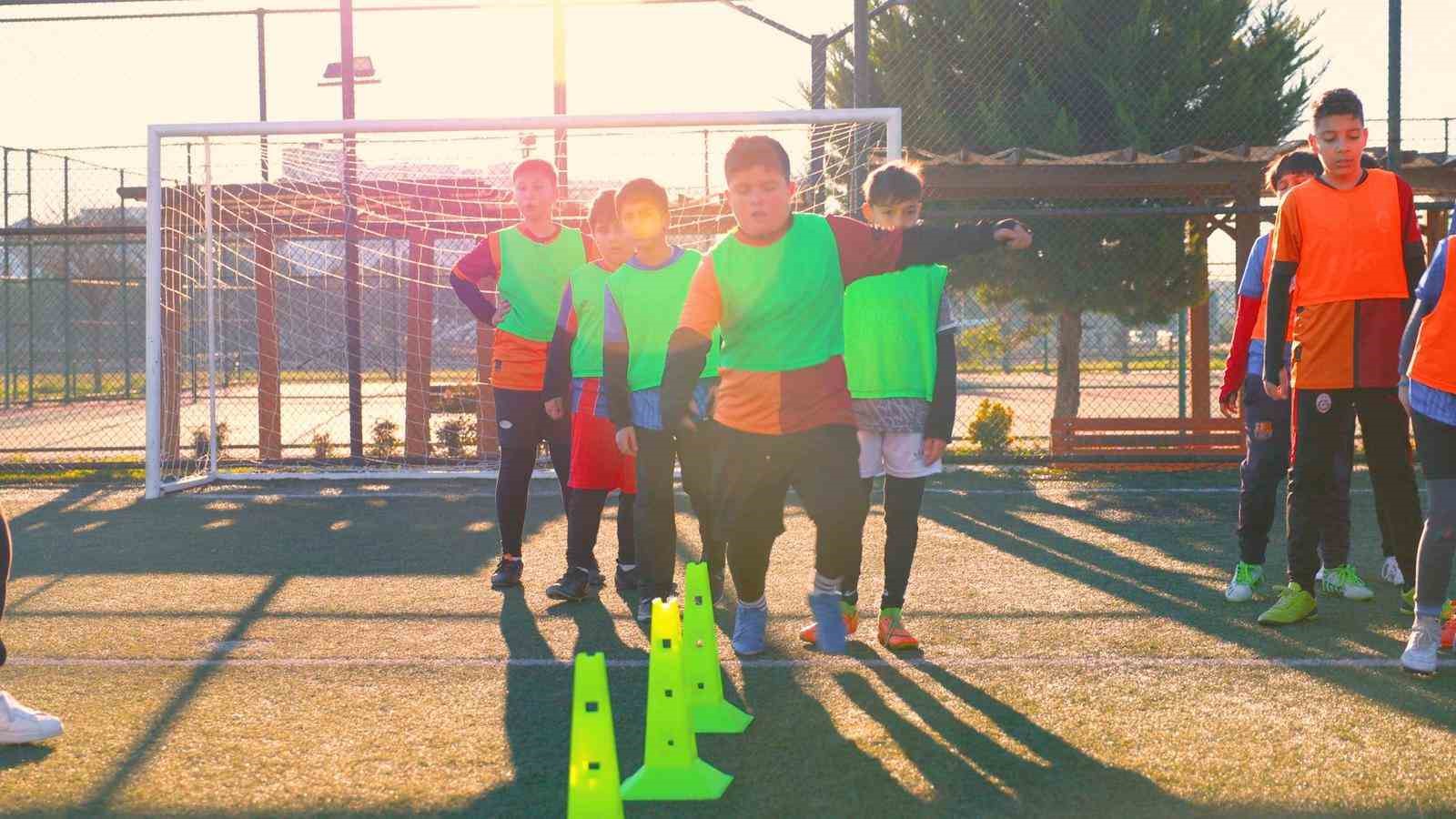 Didim’de gençler sporla buluşuyor
