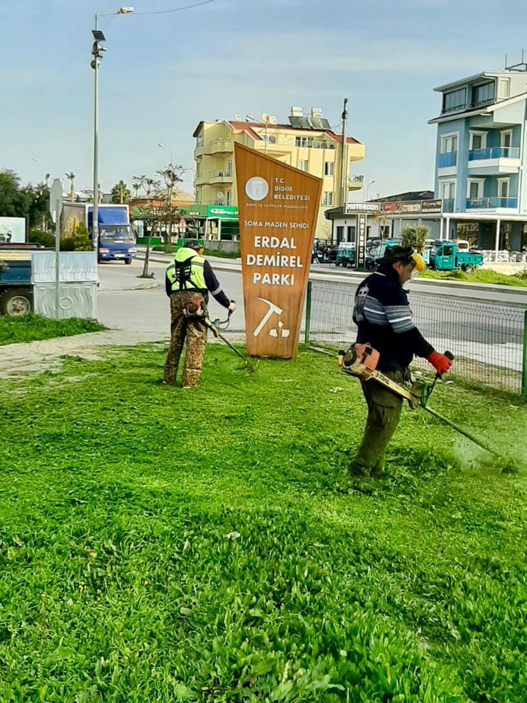 Didim’de parklar çocuklar için yenilendi
