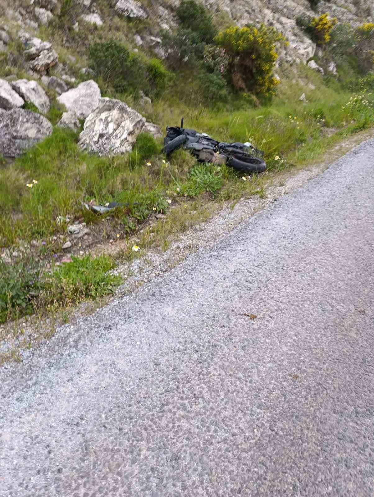 Didim’de "polisiz" diyerek dolandırdılar, kaçarken kaza yapınca yakalandılar
