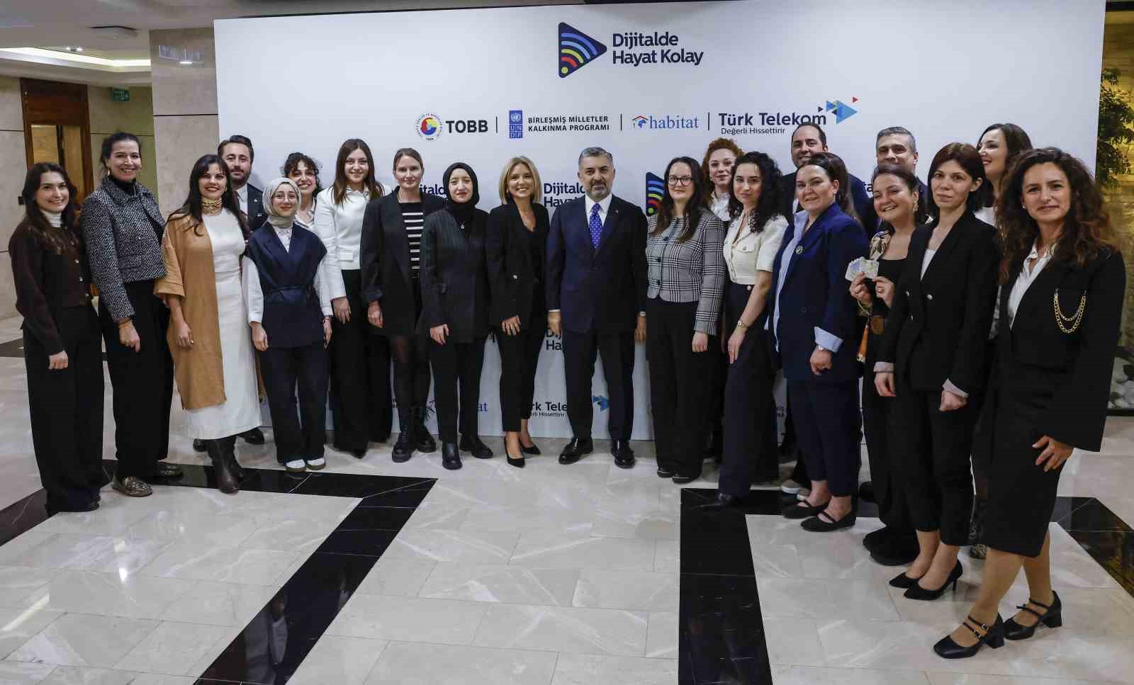 ‘Dijitalde Hayat Kolay’ projesi kapsamında 50 bin kadına ulaşıldı
‘Dijitalde Hayat Kolay’ projesi kapsamında 50 bin kadına ulaşıldı