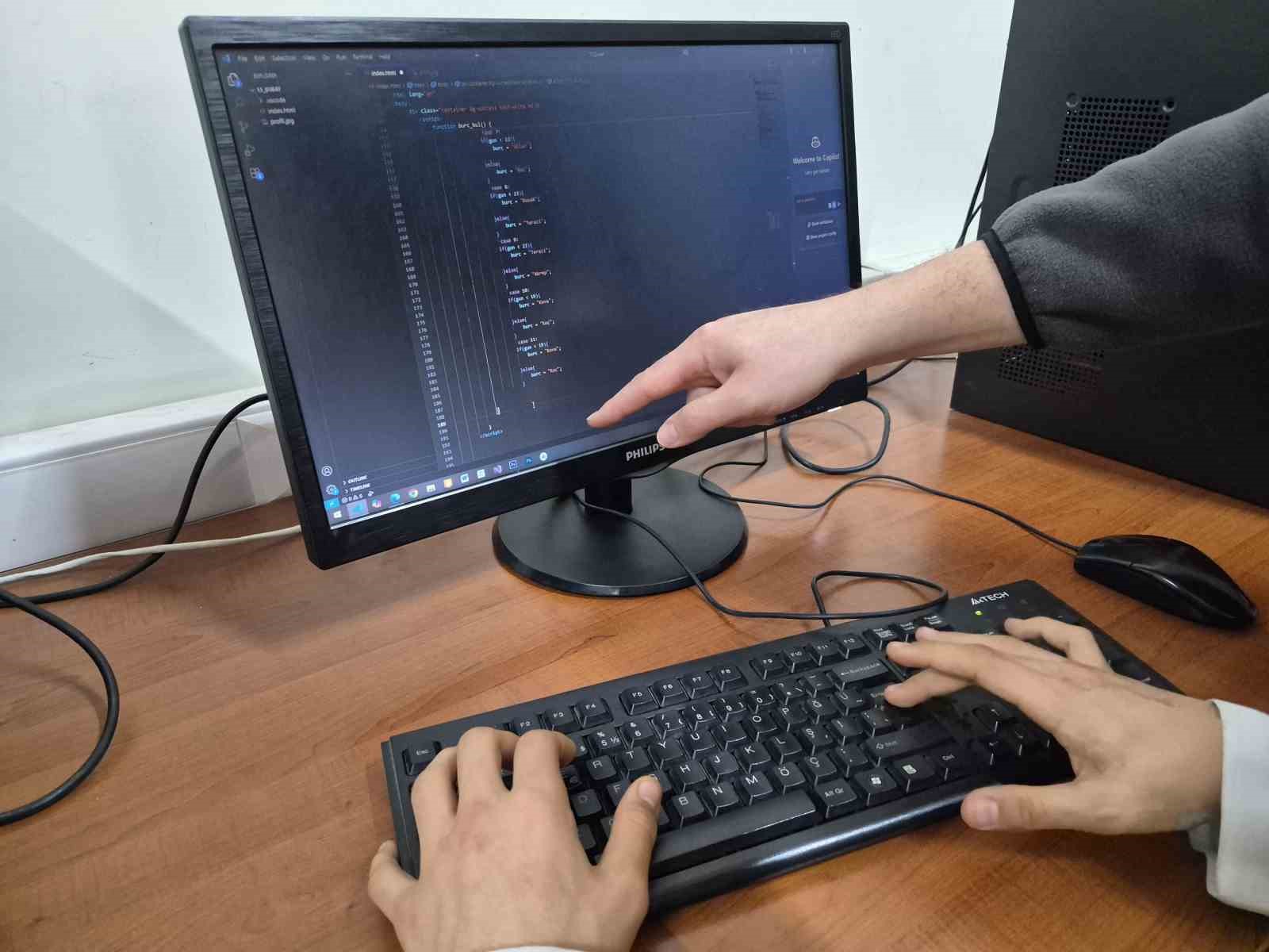 Dijitalleşen iş dünyasının aradığı nitelikli elemanlar meslek liselerinden çıkıyor
