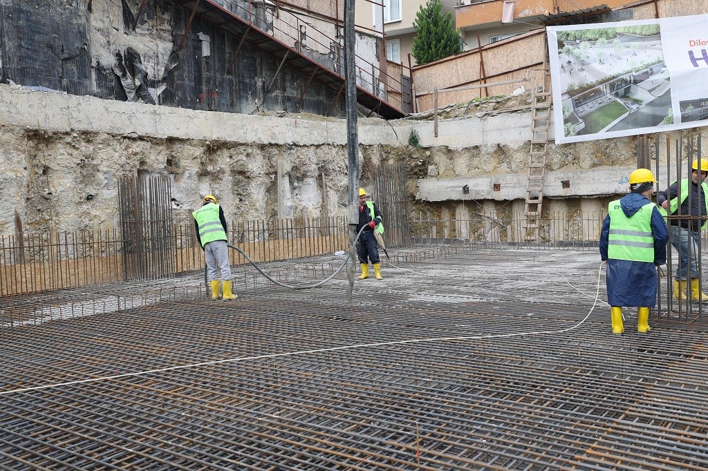 Dilovası Kent Meydanı projesinin temeli atıldı
