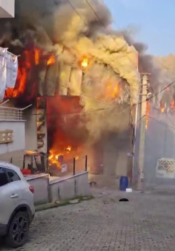 Dilovası’ndaki patlamanın iddianamesi yeniden hazırlandı: Can pazarı yaşanırken sanıkların para transferini görüştükleri ortaya çıktı
