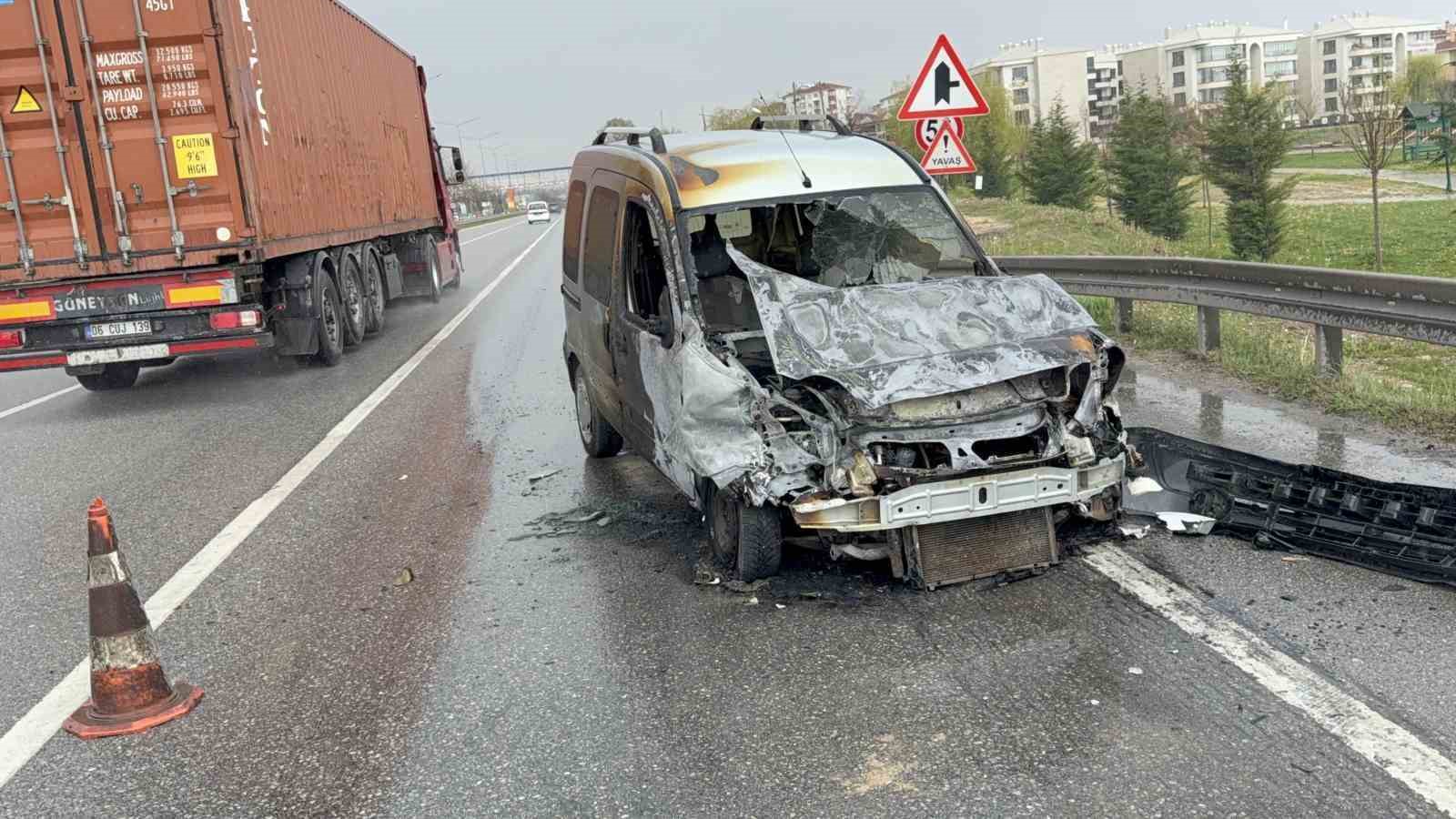 Direksiyon başında fenalaşan sürücüden kötü haber geldi
