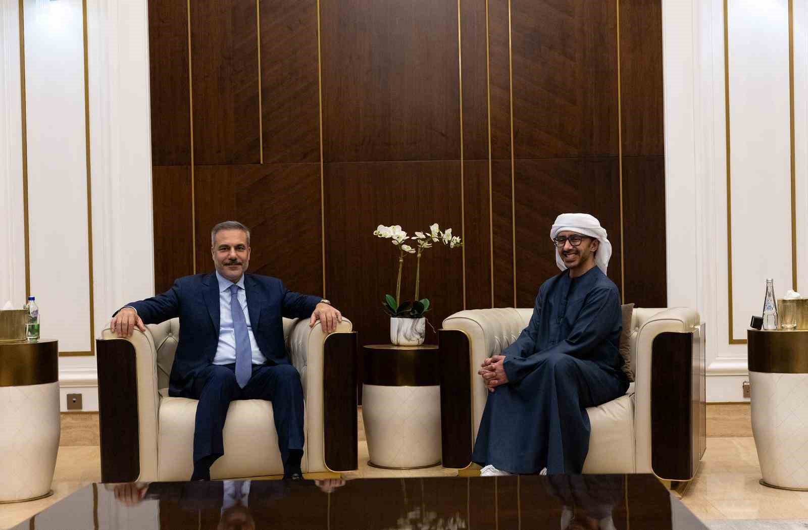 Dışişleri Bakanı Fidan, BAE’li mevkidaşı Al Nahyan ile görüştü
