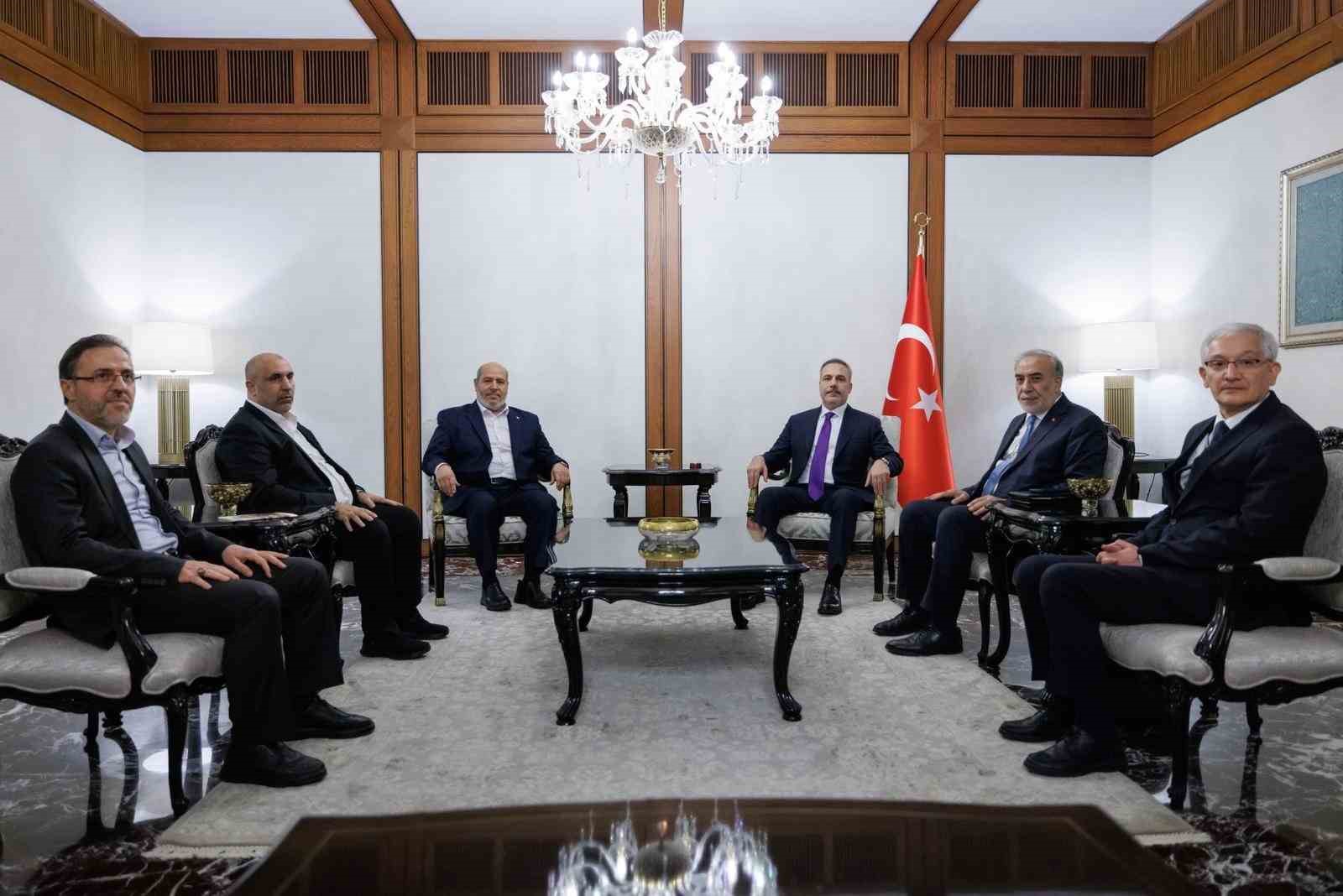 Dışişleri Bakanı Fidan, Hamas Siyasi Büro Üyesi Halil Hayye ile görüştü
