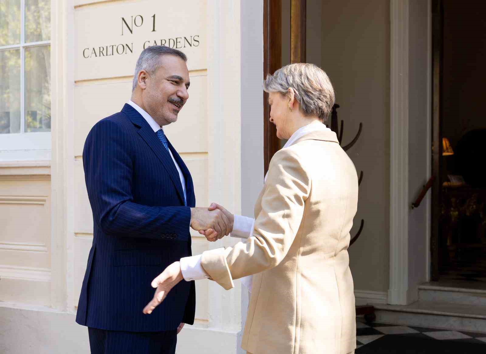 Dışişleri Bakanı Fidan, İngiltere’de
