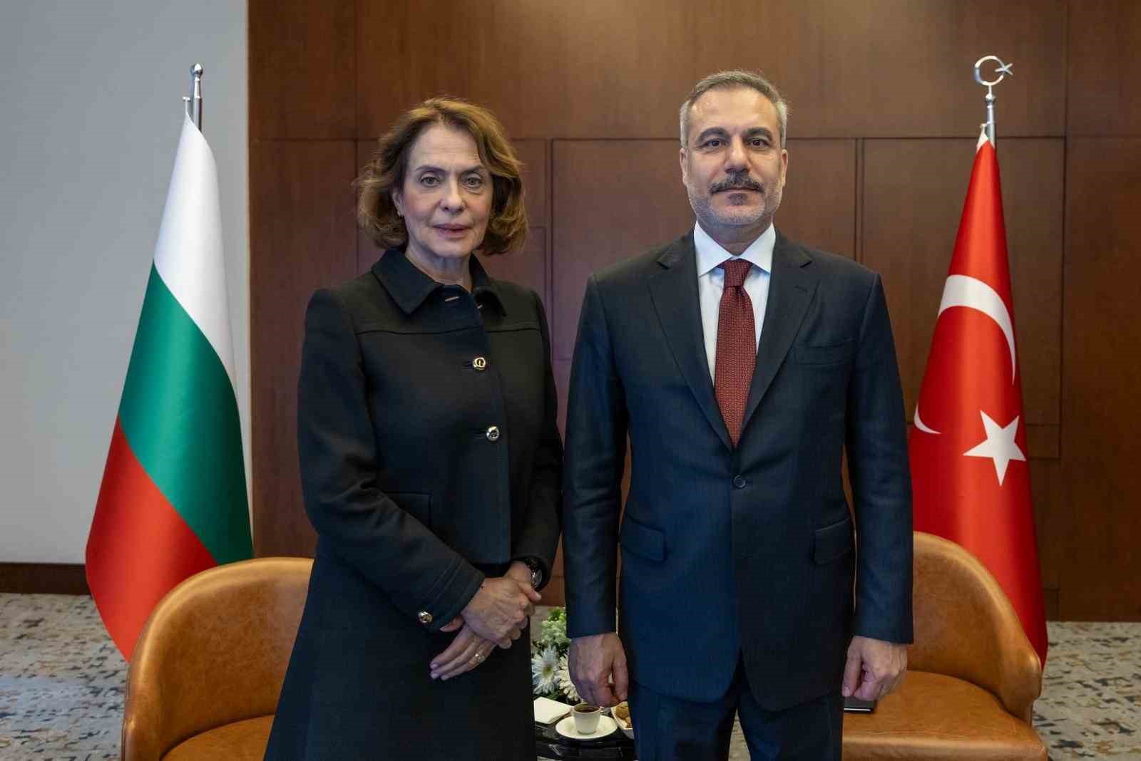 Dışişleri Bakanı Hakan Fidan, Bulgar mevkidaşı Neynski ile bir araya geldi
