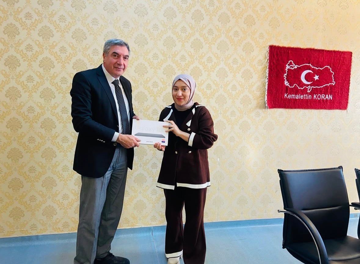 Diyadin’de gençlere tablet desteği
