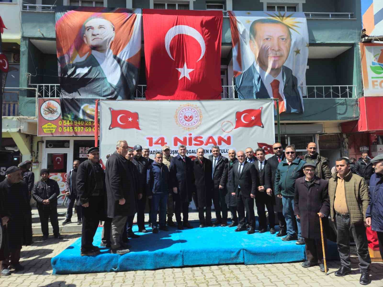 Diyadin’in kurtuluşunun 108. yılı coşkuyla kutlandı
Diyadin’in kurtuluşunun 108. yılı coşkuyla kutlandı