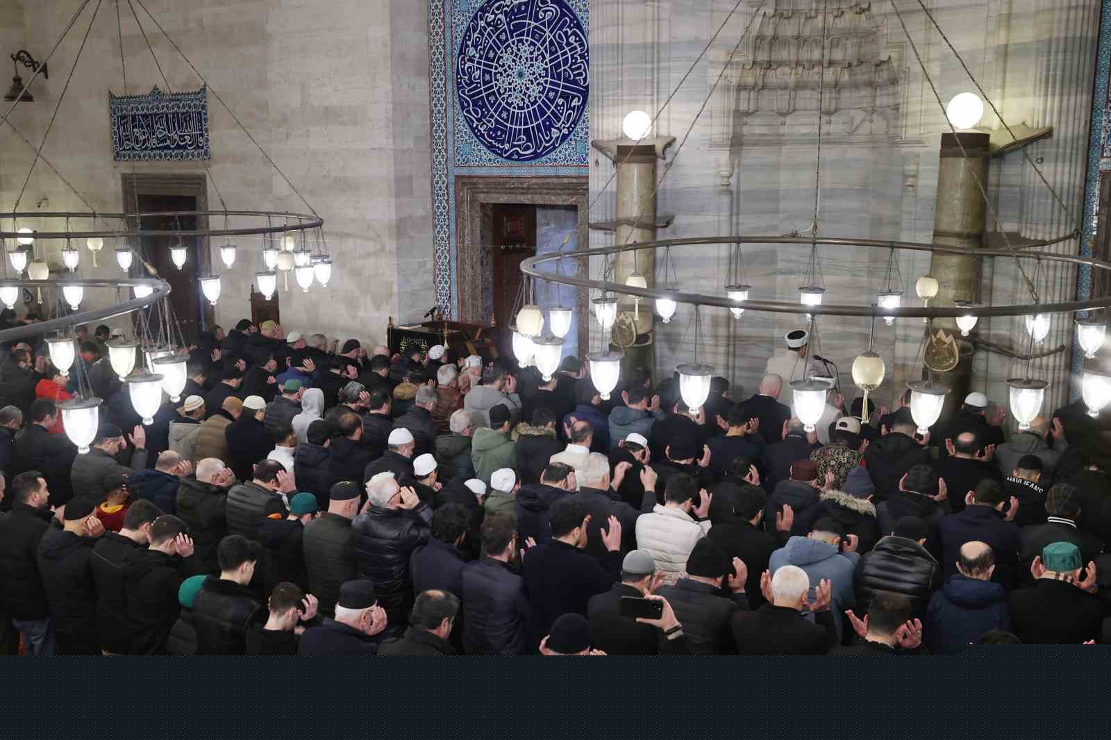 Diyanet İşleri Başkanı Arpaguş, Süleymaniye Camii’nde hutbe okudu
