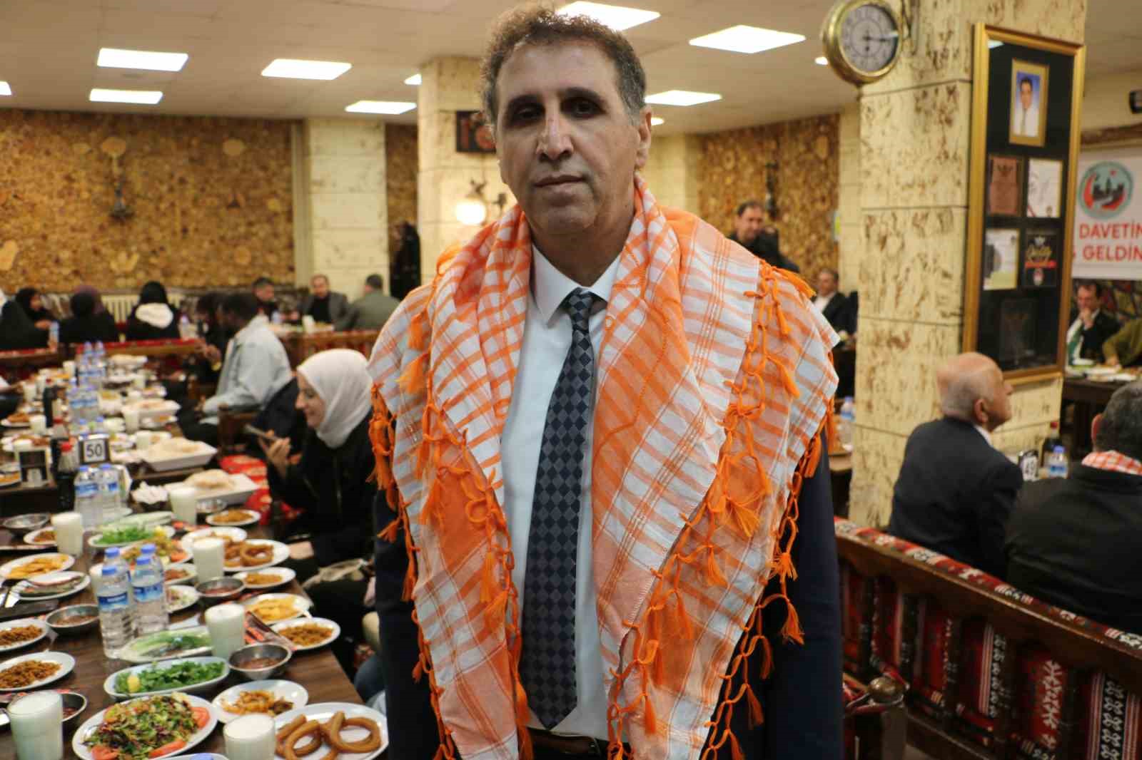 Diyarbakır Bismil Türkmenler Derneği iftar programı düzenledi
