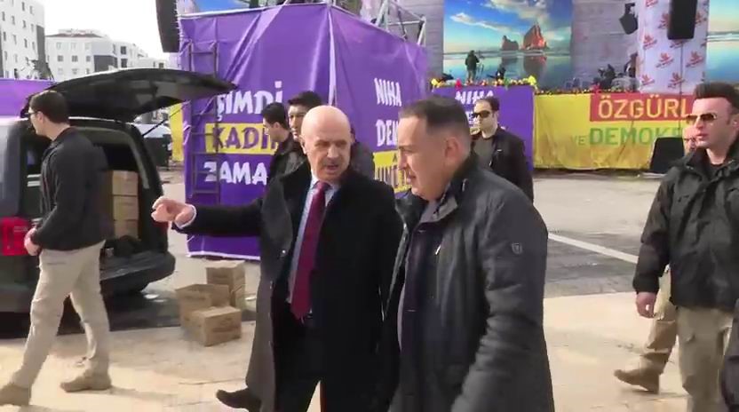 Diyarbakır Emniyet Müdürü Gökduman, Nevruz alanında incelemelerde bulundu
