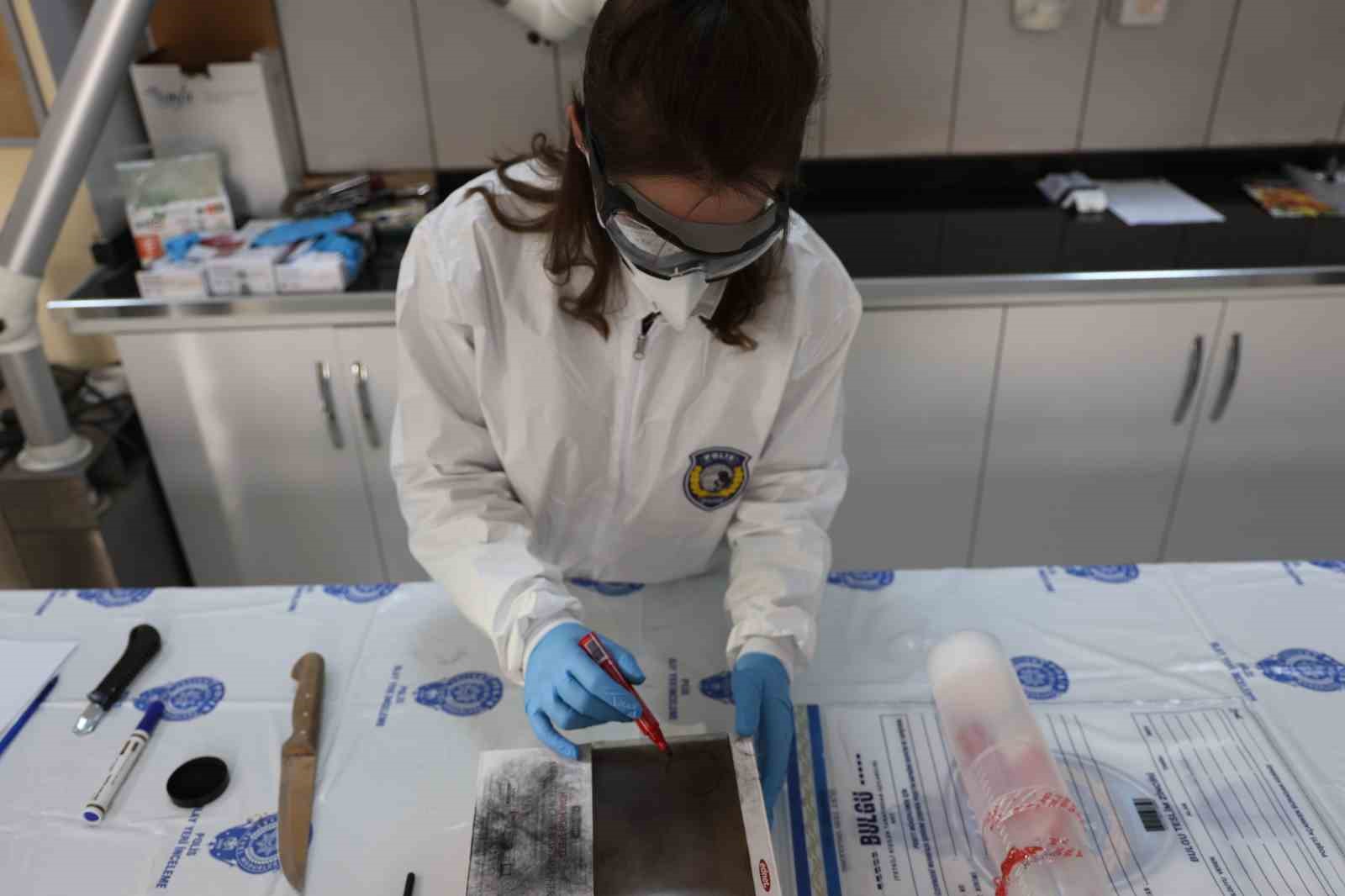 Diyarbakır Emniyeti’nin bu birimindeki kadınlar detaycılıklarıyla olayları aydınlatıyor
