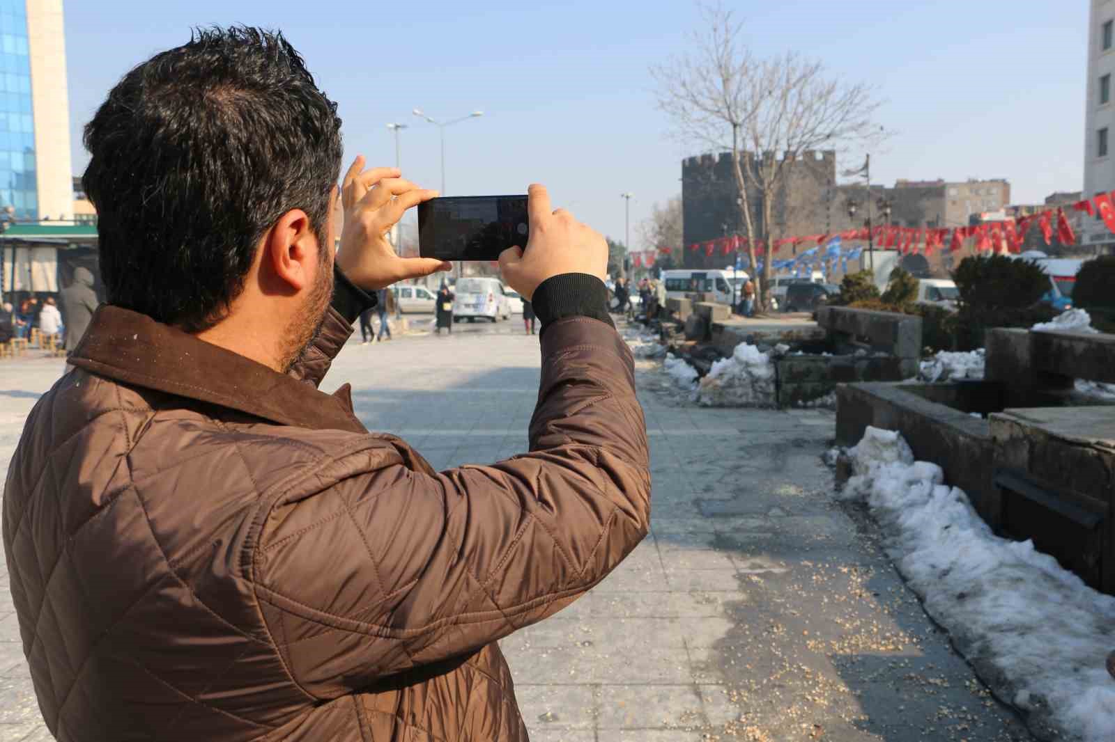 Diyarbakır surlarının 1932’de yıkılan bölümleri yapay zekayla yeniden canlandırıldı
