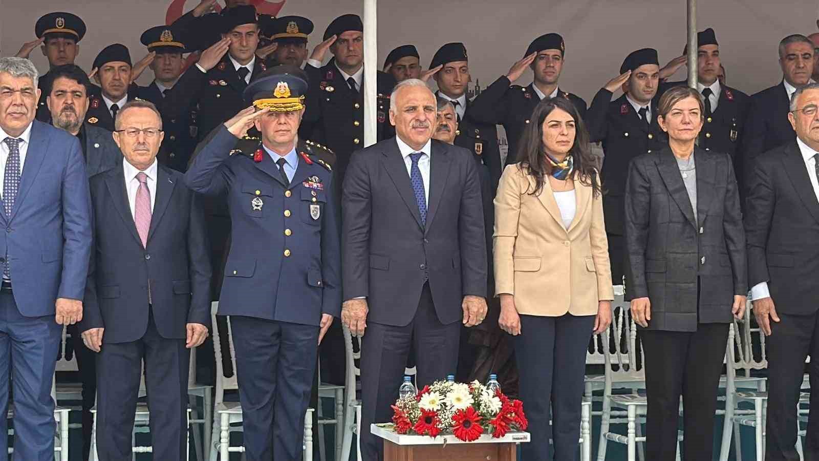 Diyarbakır’da 23 Nisan coşkuyla kutlandı
