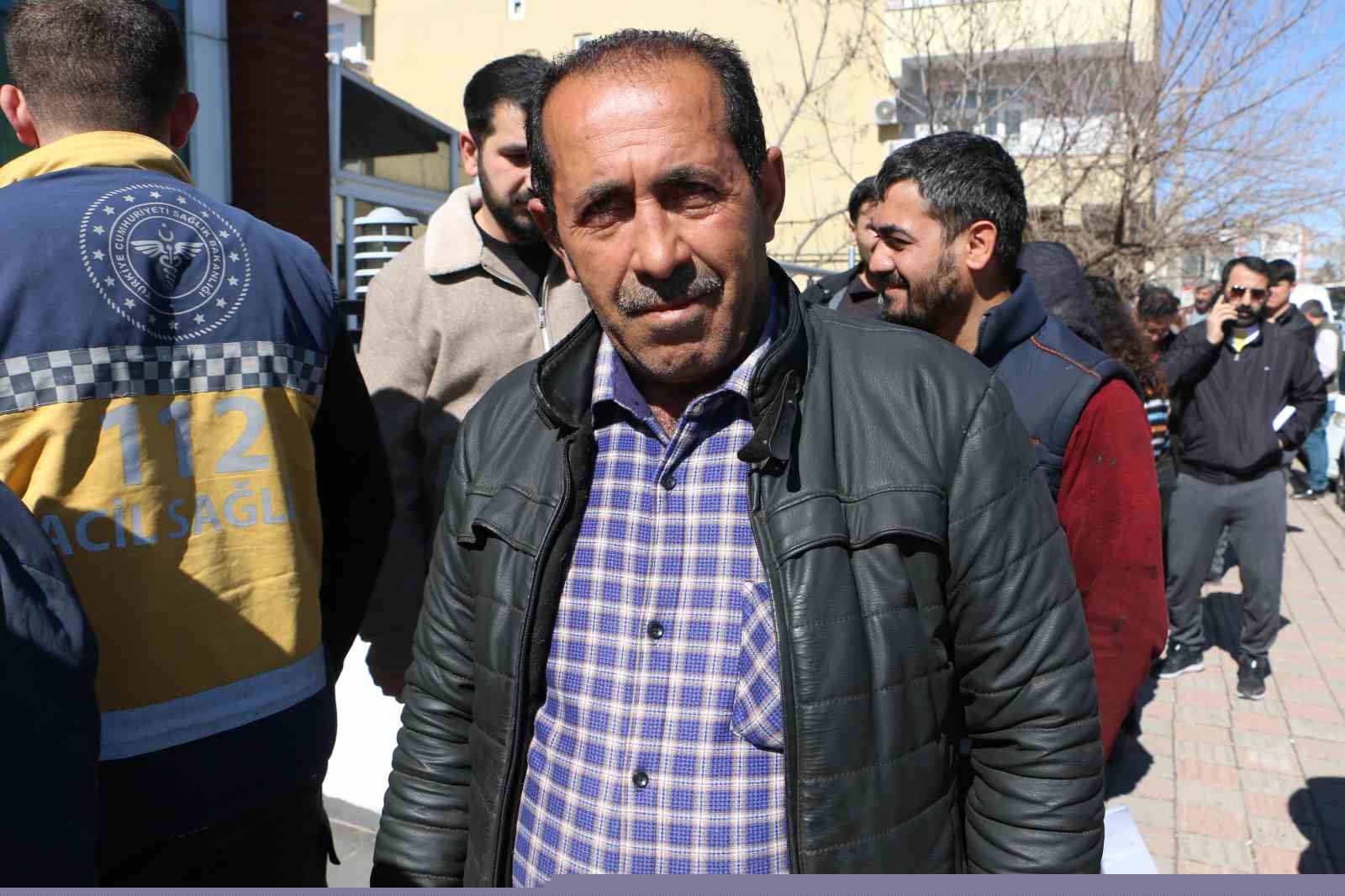 Diyarbakır’da ’APP plaka’ kuyruğu
