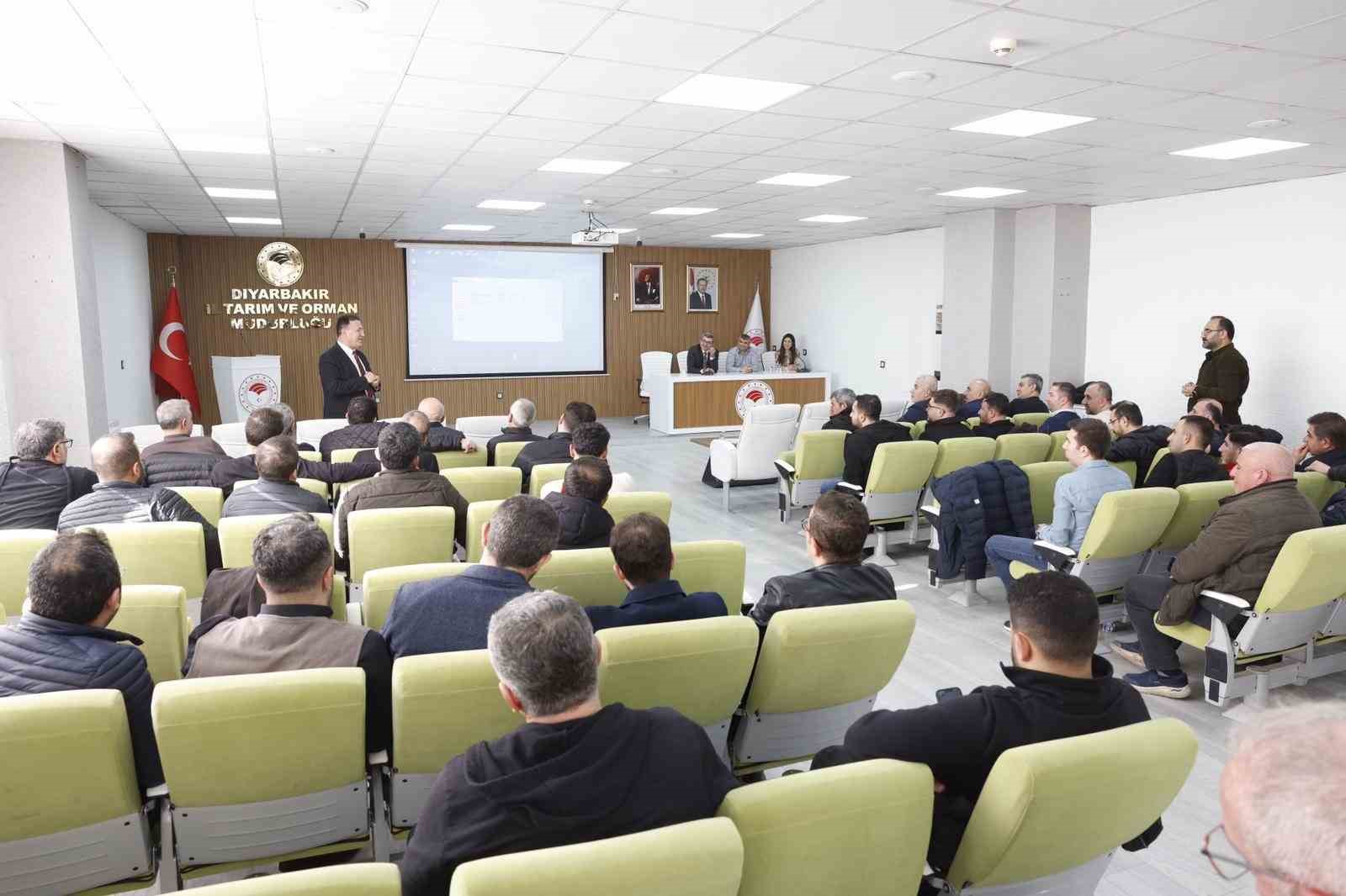 Diyarbakır’da bitki koruma ürünleri hakkında bilgilendirme toplantısı düzenlendi
