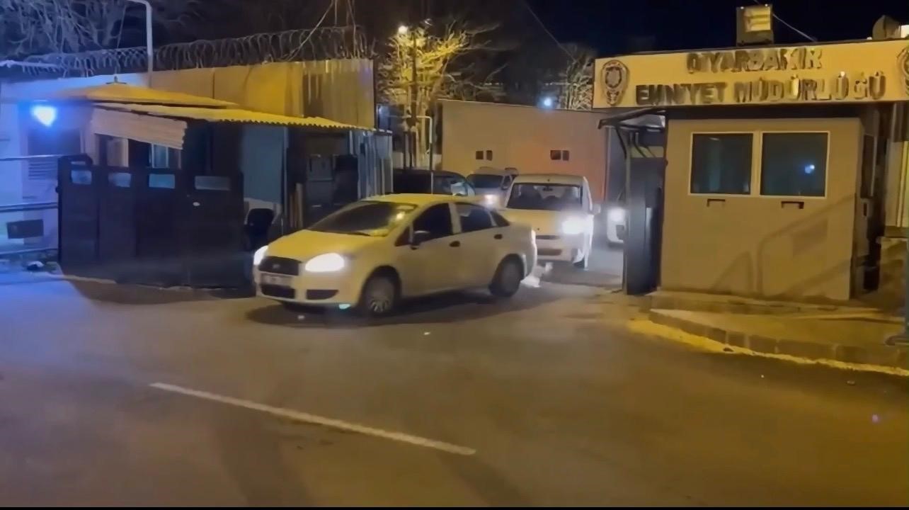 Diyarbakır’da dolandırıcılık operasyonu: 10 tutuklama
