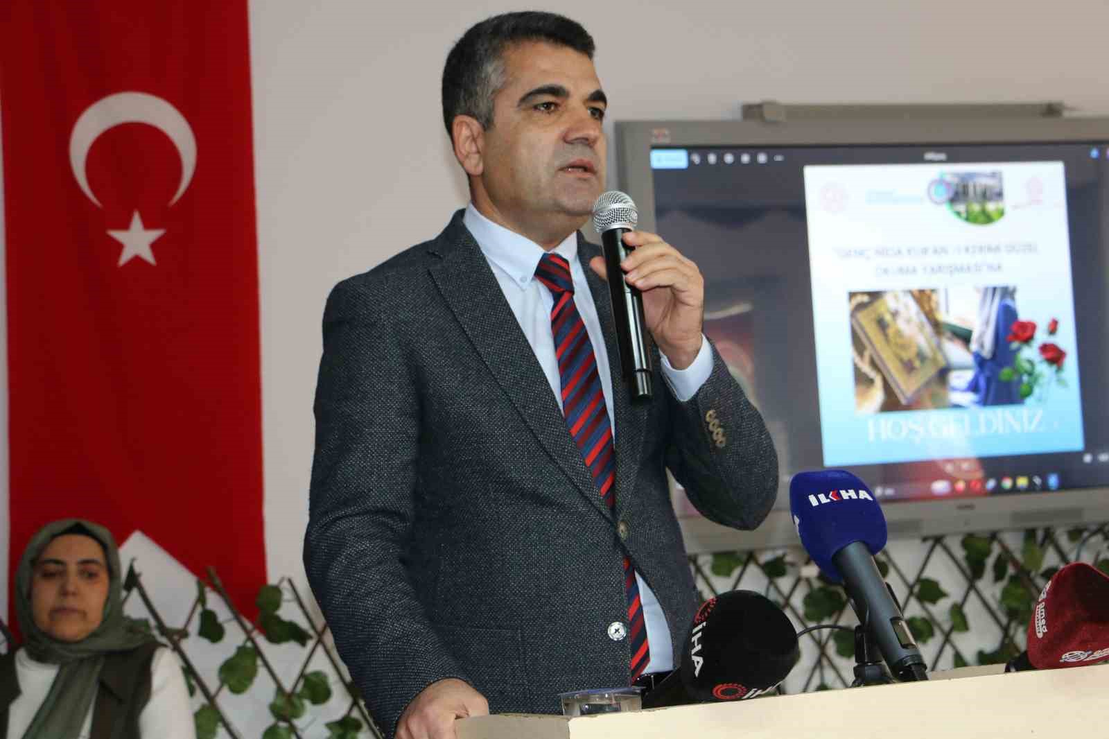 Diyarbakır’da Genç Nida Kur’an-ı Kerim’i Güzel Okuma Yarışması yapılıyor
