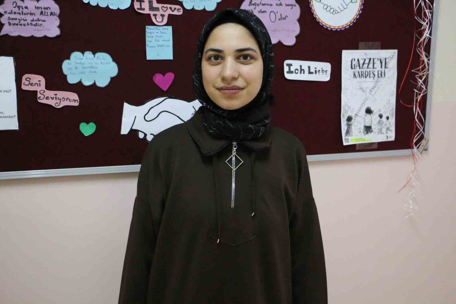 Diyarbakır’da Genç Nida Kur’an-ı Kerim’i Güzel Okuma Yarışması yapılıyor
