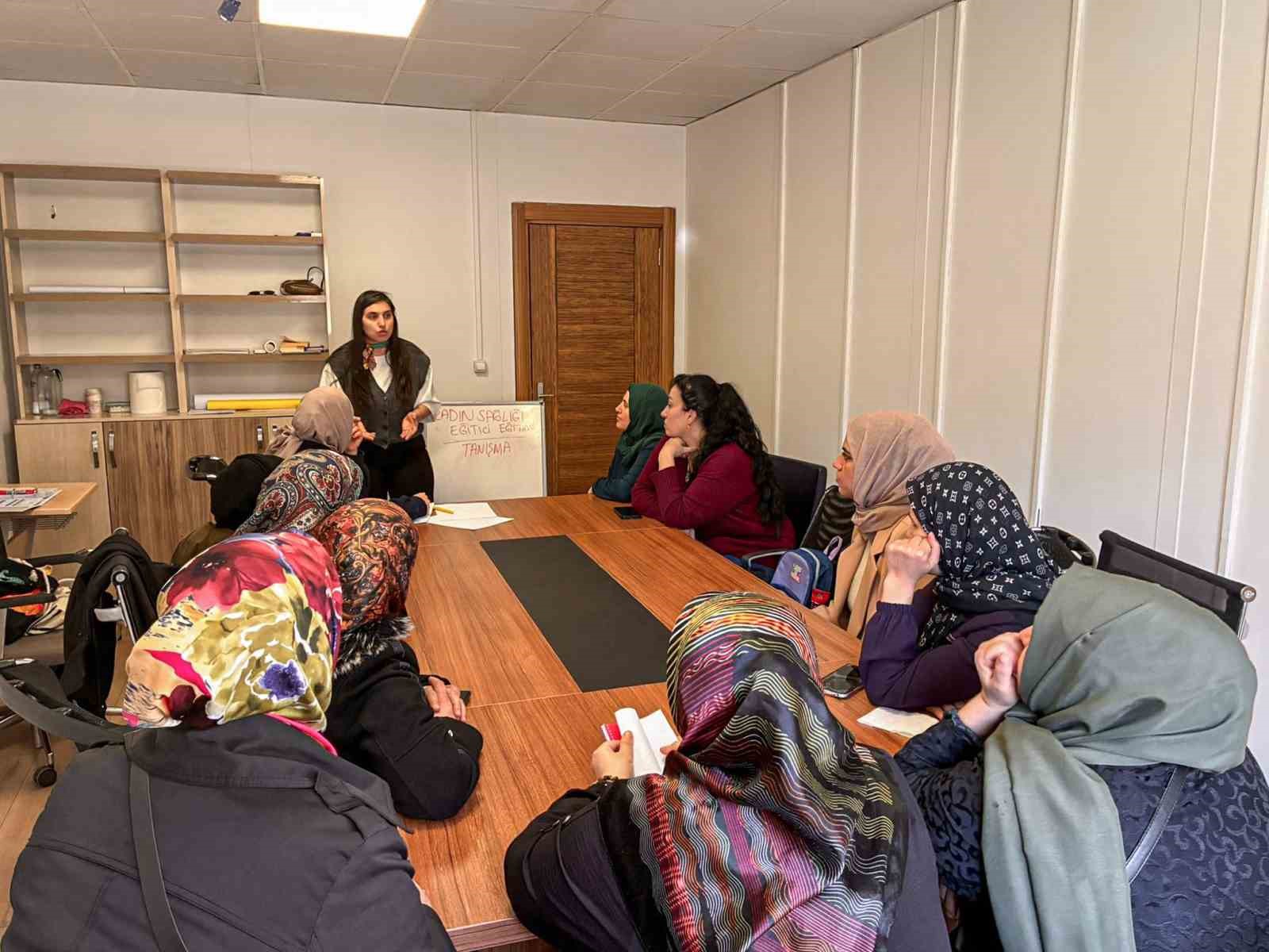 Diyarbakır’da kadın sağlığı eğitim programı devam ediyor
