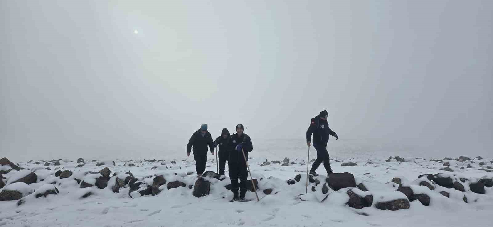 Diyarbakır’da kayıp kadın termal kamera ve dronlarla aranıyor
