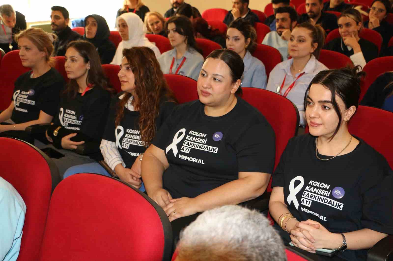 Diyarbakır’da kolon kanserine dikkat çekmek için sunumlar gerçekleştirildi
