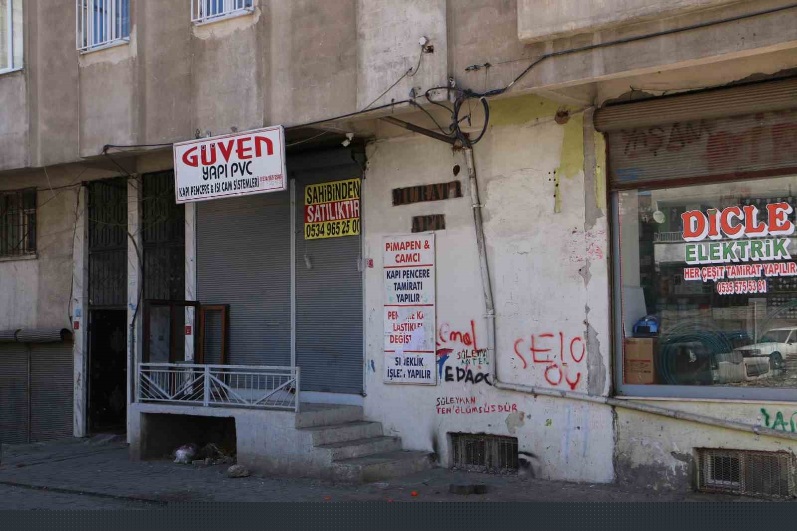 Diyarbakır’da kolonlarından ses geldiği iddia edilen apartmanın incelemeleri tamamlandı
