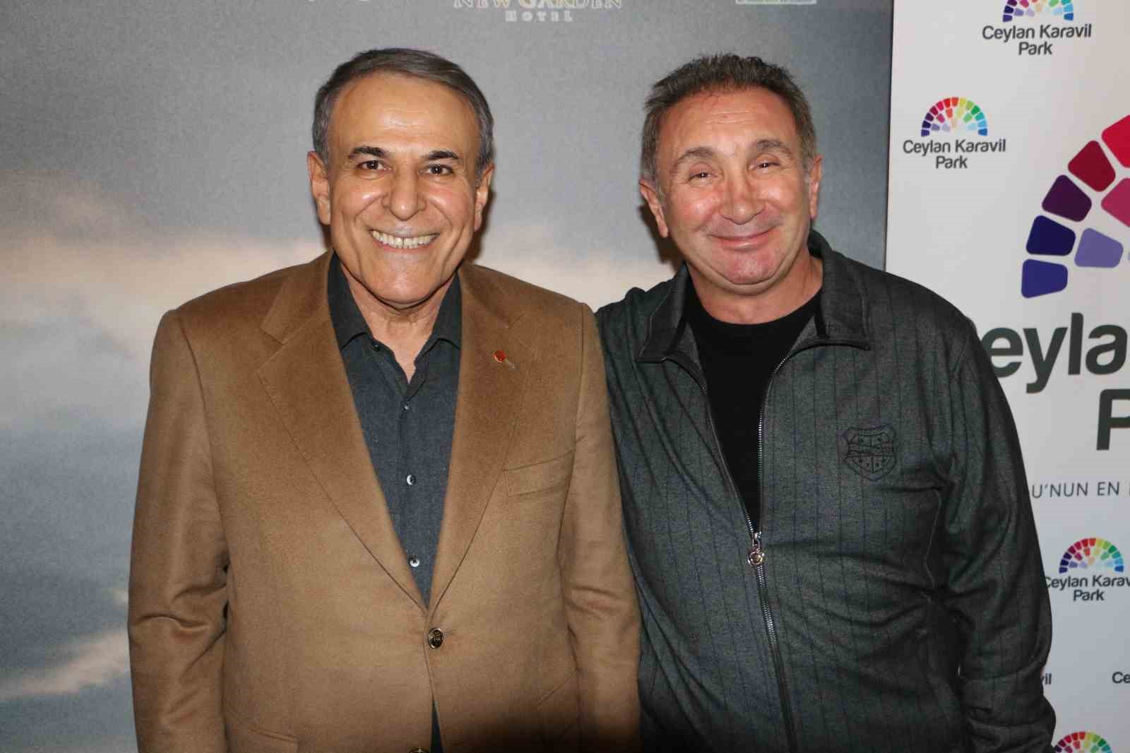 Diyarbakır’da ‘Uçan Köfteci’ filminin galası yapıldı
Diyarbakır’da ‘Uçan Köfteci’ filminin galası yapıldı