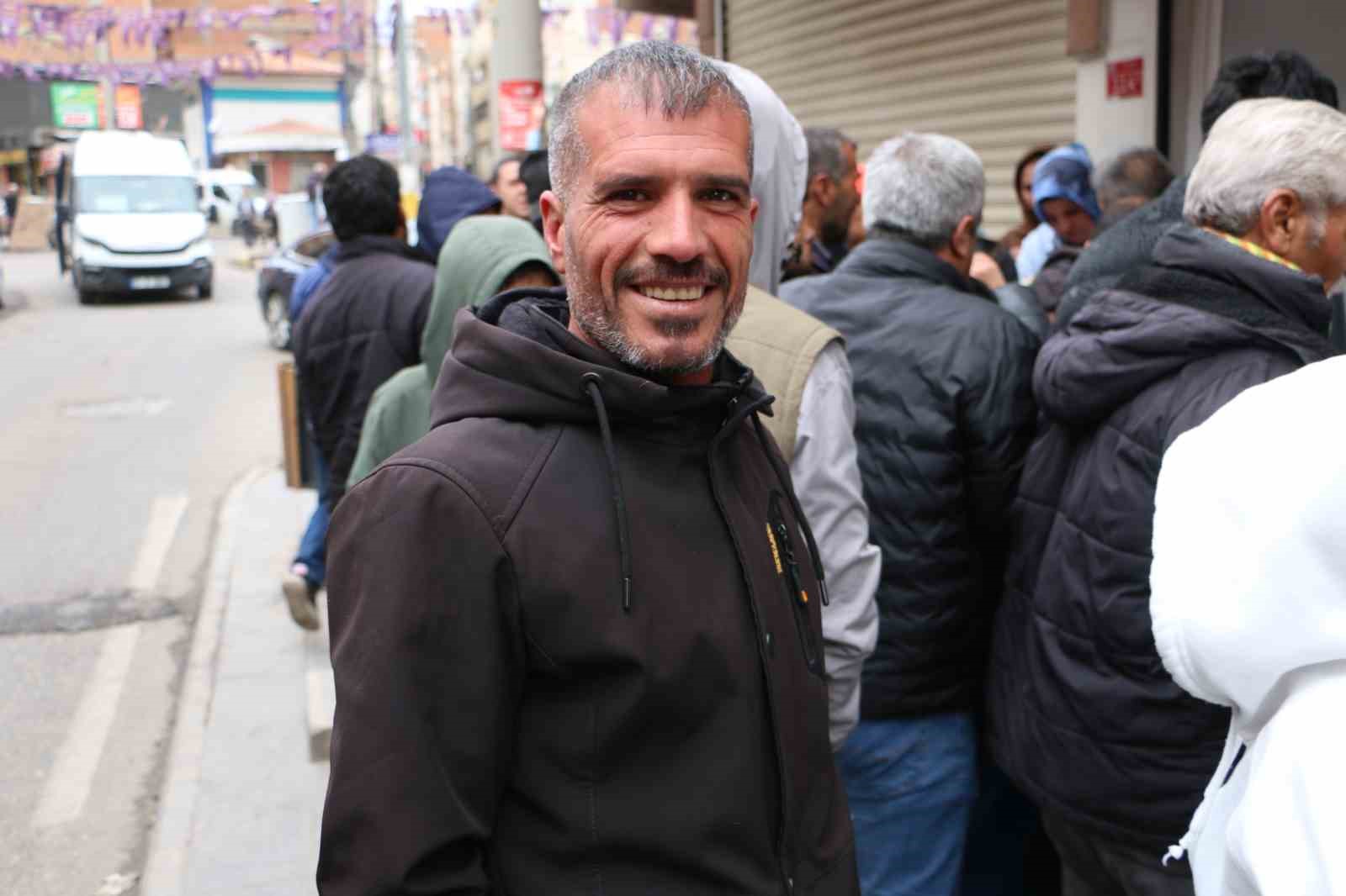 Diyarbakırlı muhtardan örnek davranış
