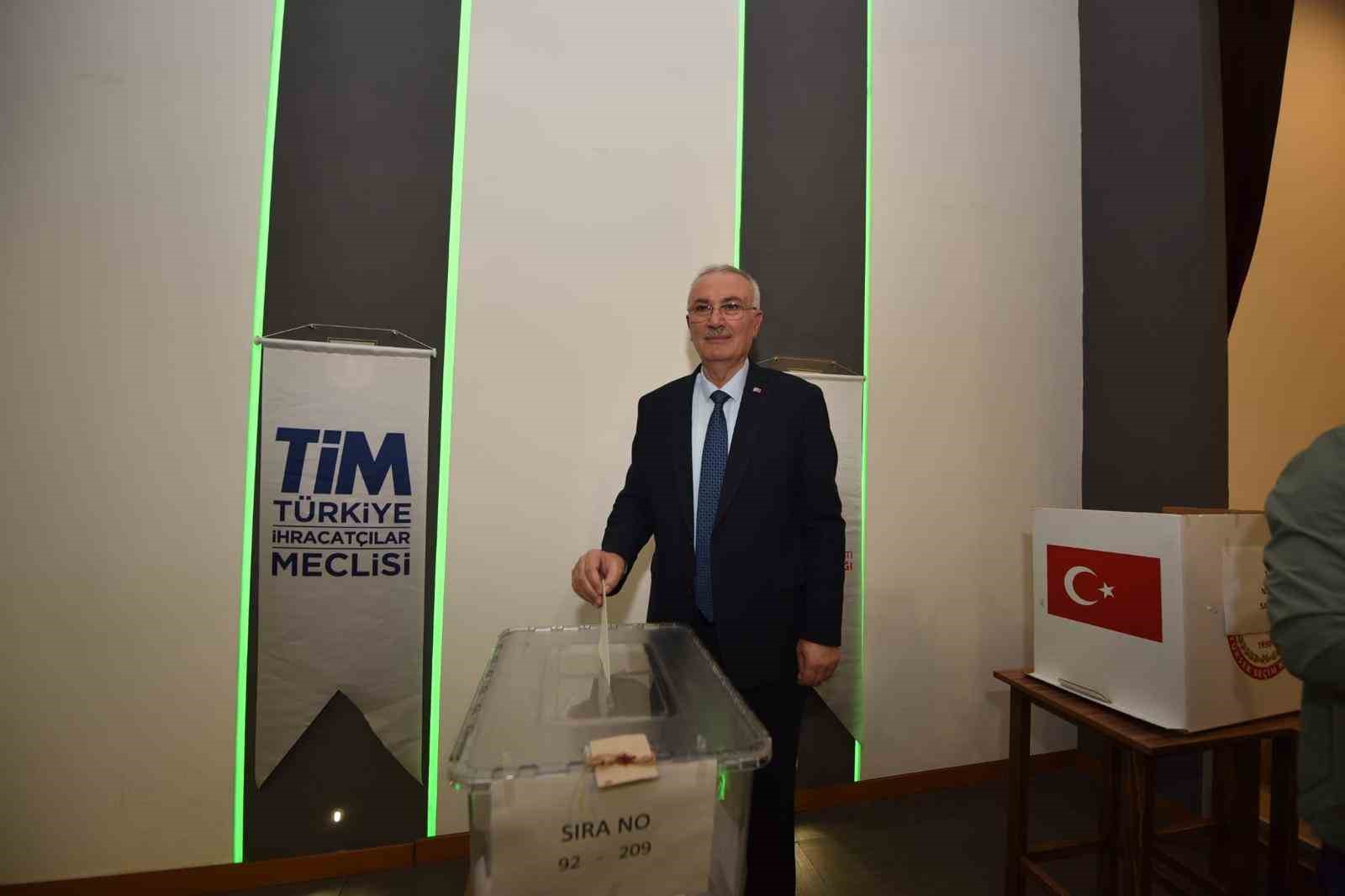 DKİB Genel Kurulu’nda Selçuk İskender başkan seçildi
