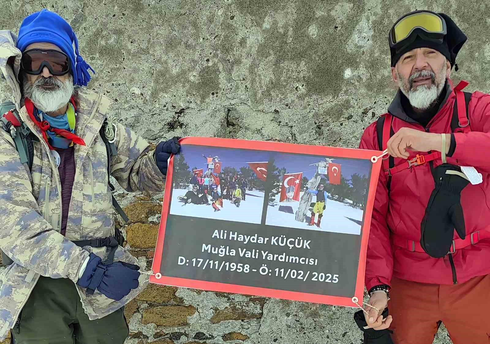 Doğa sporları gönüllüleri Küçük’ü ölüm yıl dönümünde Sandras dağında andı
