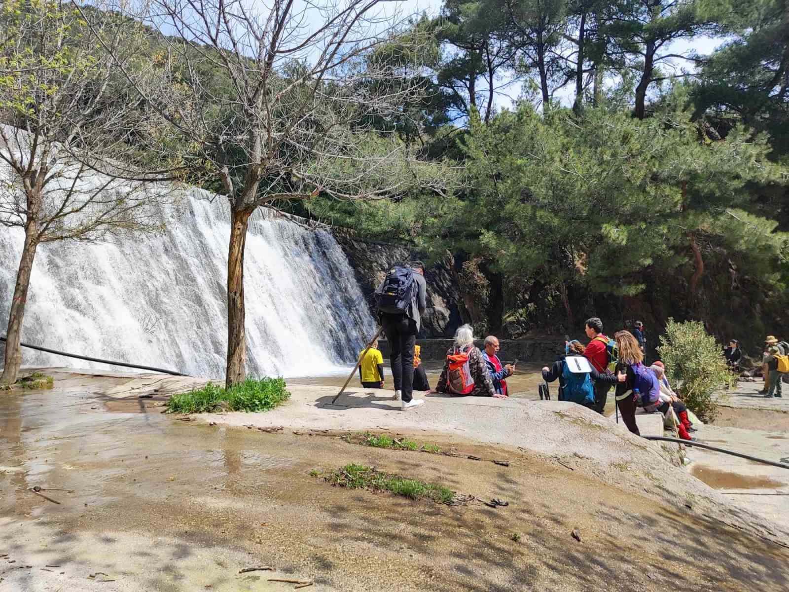 Doğa tutkunları Homeros Vadisi’ni keşfetti
