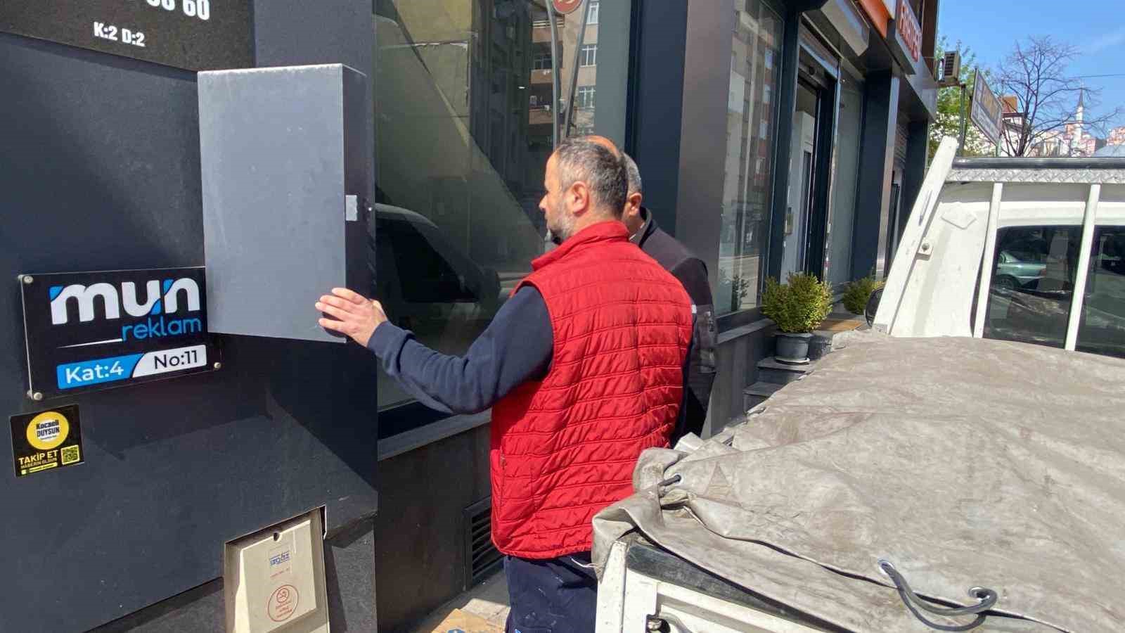 Doğal gaz kokusunun ardından kabusu yaşadılar: Film sahnesi gibi
Doğal gaz kokusunun ardından kabusu yaşadılar: Film sahnesi gibi