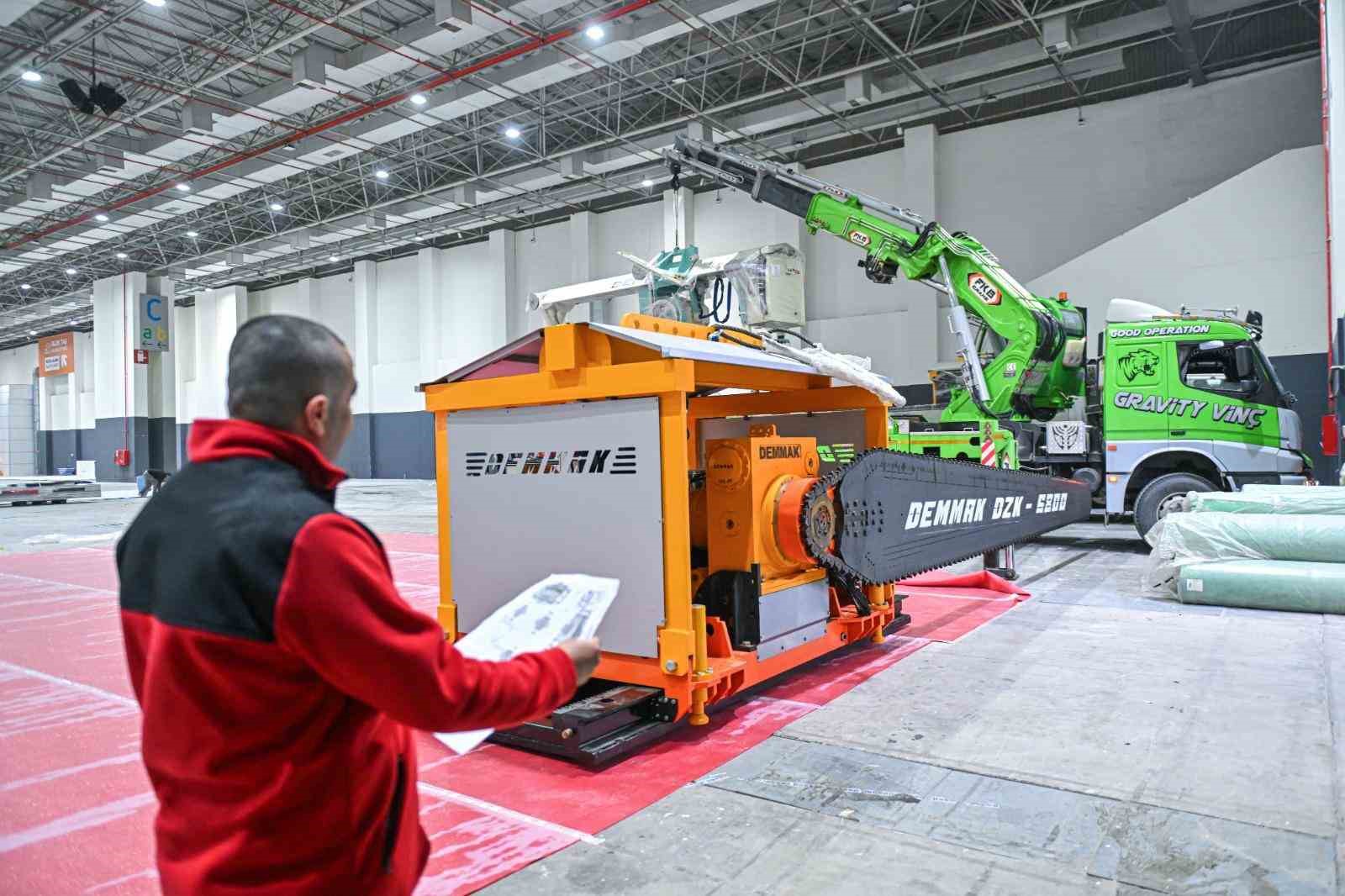 Doğal taşın kalbi İzmir’de atacak: Marble için hazırlıklar başladı
Doğal taşın kalbi İzmir’de atacak: Marble için hazırlıklar başladı